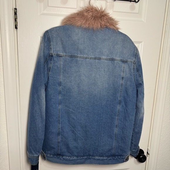 RACHEL Rachel Roy Blue Denim Jacket with Pink Faux Fur Collar and Inside - Picture 5 of 6